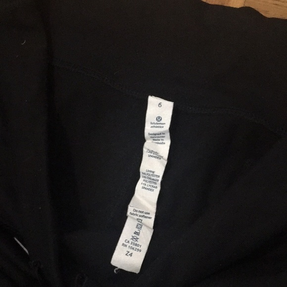 Black wide legged Lululemon pants - Picture 7 of 9